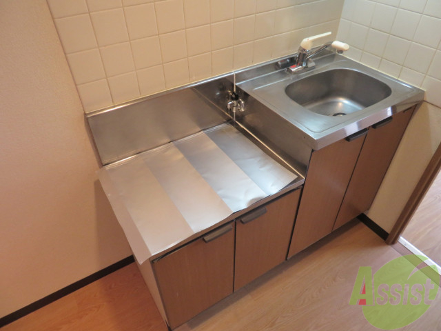 キッチン　キッチンにはコンロがあけるスペースがあります