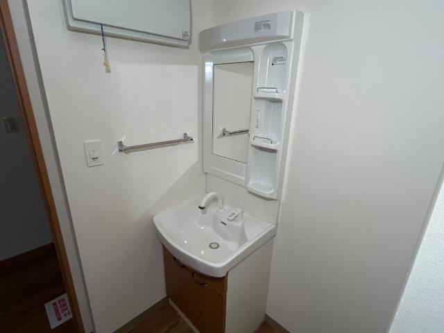 洗面設備　洗髪洗面化粧台