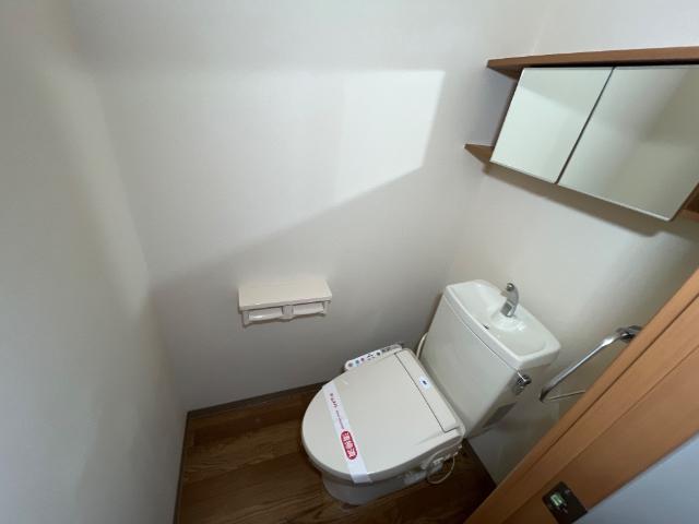 トイレ　シャワー付トイレ