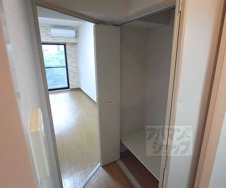 収納　クローゼット