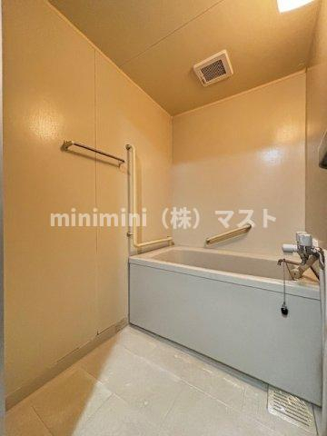 バス・シャワールーム　別部屋参考写真