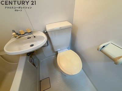 トイレ　お風呂トイレ同室です