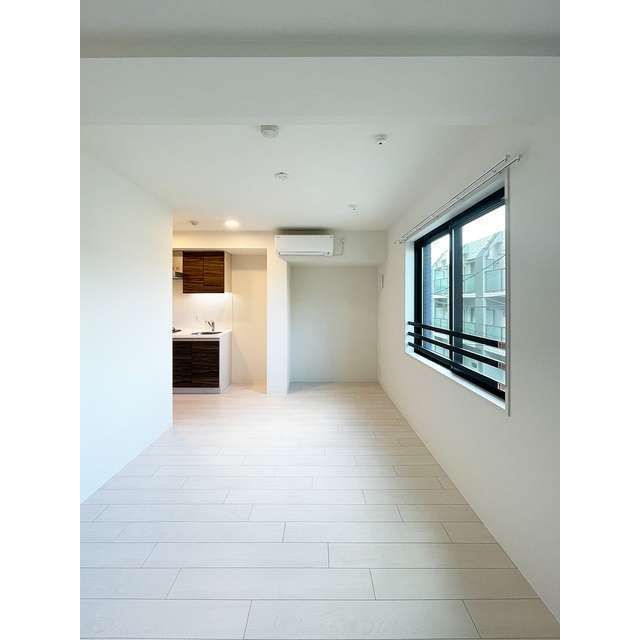 居室・リビング　ウェルスクエアイズム駒込　豊島区駒込２