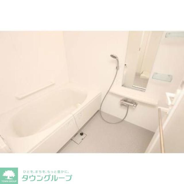 バス・シャワールーム　※写真は同タイプ住戸です。