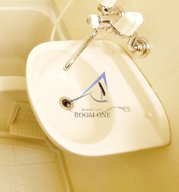 洗面設備　洗面台です。