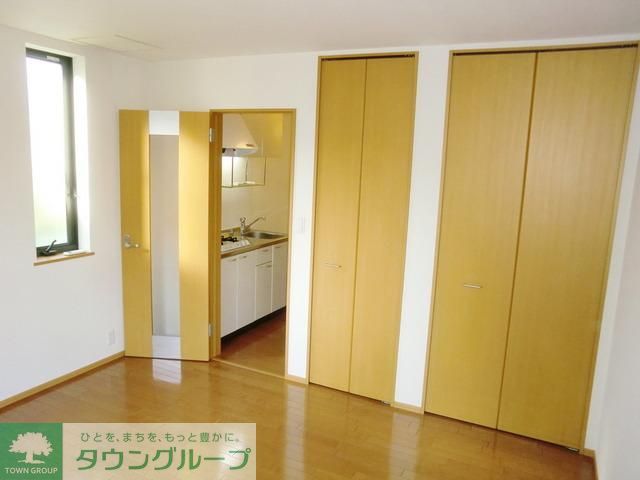 居室・リビング　★広々使える洋室８帖のお部屋です★