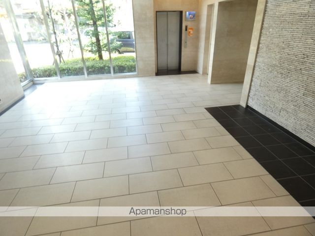 ロビー　ロビー