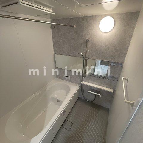 バス・シャワールーム　※写真は同シリーズ類似物件を含む為現況優先とさせて頂きます