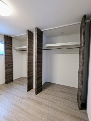 収納　クローゼット