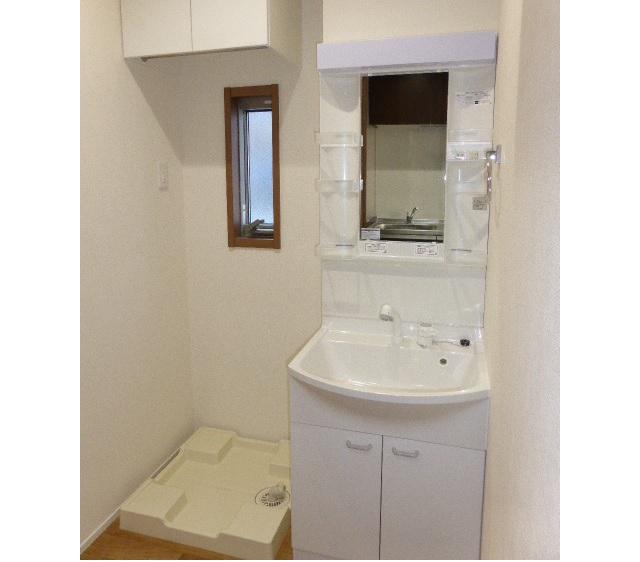 洗面設備　忙しい朝には欠かせない洗面所です