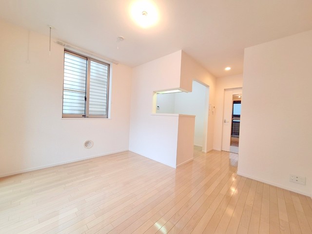 居室・リビング　★洋室７．６帖★