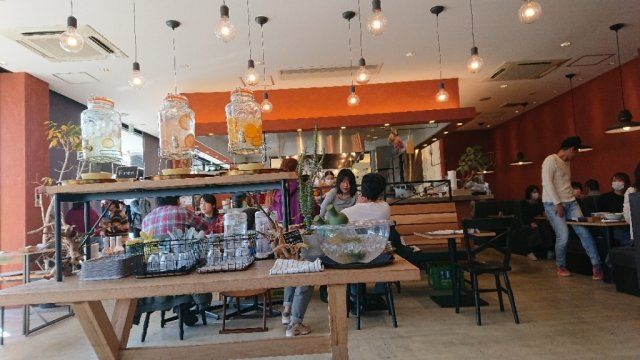 飲食店　食堂カフェpotto 吹田紫金山公園店（飲食店）まで1040m