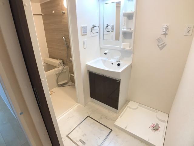 洗面設備　洗髪洗面化粧台