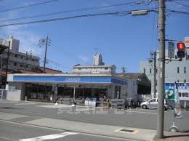 コンビニ　ローソン　本陣駅前店（コンビニ）まで302m