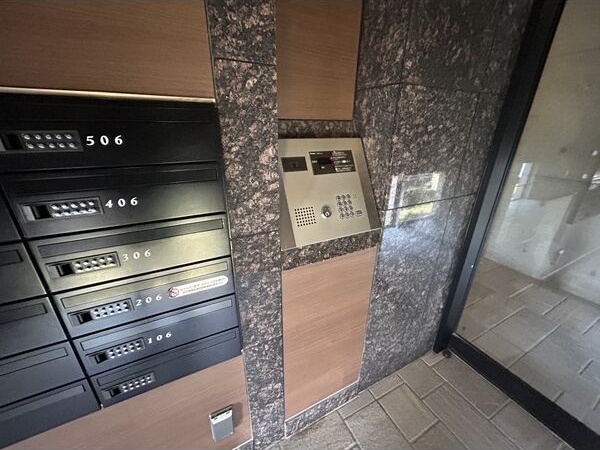 ロビー　名古屋で一番初期費用の安い賃貸専門の不動産会社です(^^)