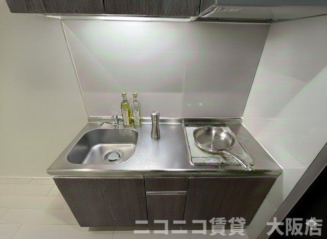 キッチン　モデルルームイメージのため、現況を優先いたします。