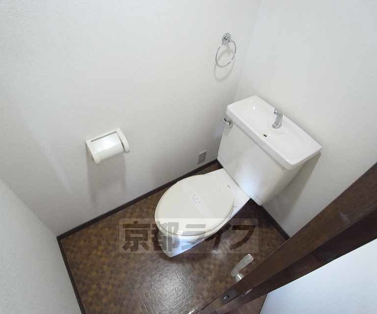 トイレ　シンプルなトイレです。