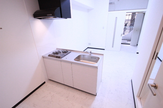 キッチン　※別部屋の写真です