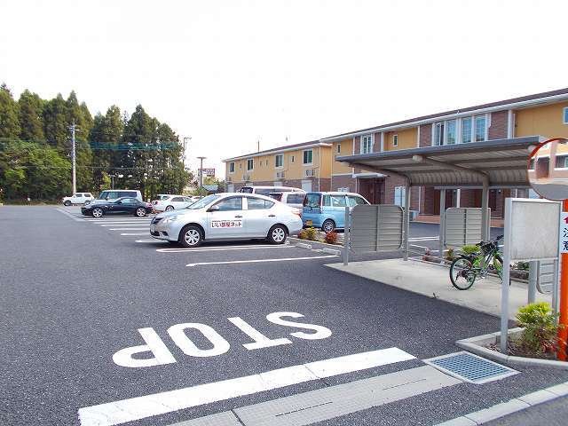 駐車場　駐車スペースもあります