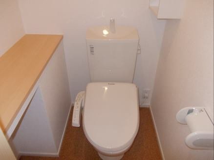 トイレ　トイレもきれいです