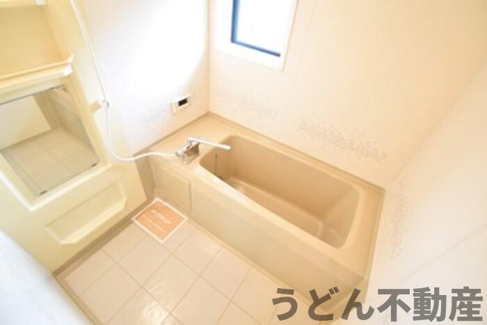 バス・シャワールーム　うどん県のお部屋探しはうどん不動産へ うどんちゃんとLINE