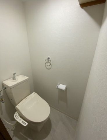 トイレ　落ち着いたトイレです