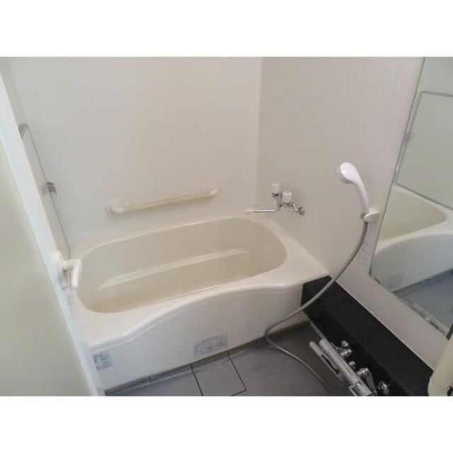 バス・シャワールーム　※別部屋参考写真