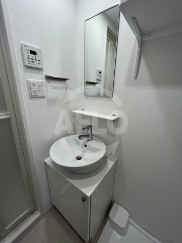 洗面設備　エスリード弁天町クレール　独立洗面台