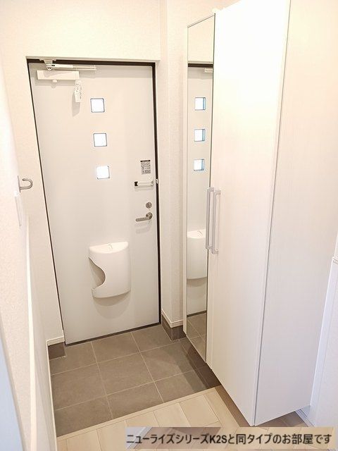 玄関　図面と現状に相違がある場合には現状を優先