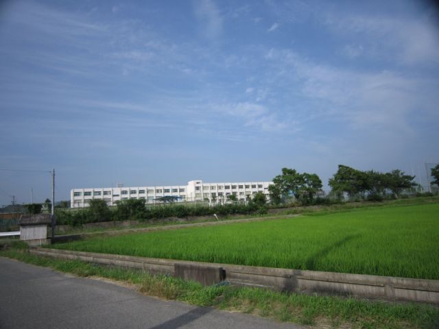 中学校　桑名市立正和中学校（中学校）まで3211m