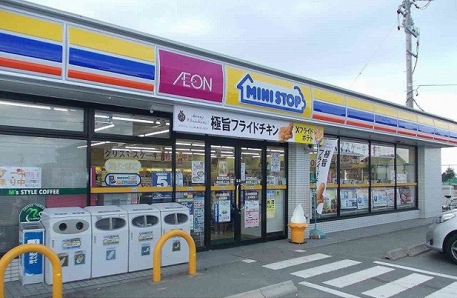 コンビニ　ミニストップ（コンビニ）まで1000m