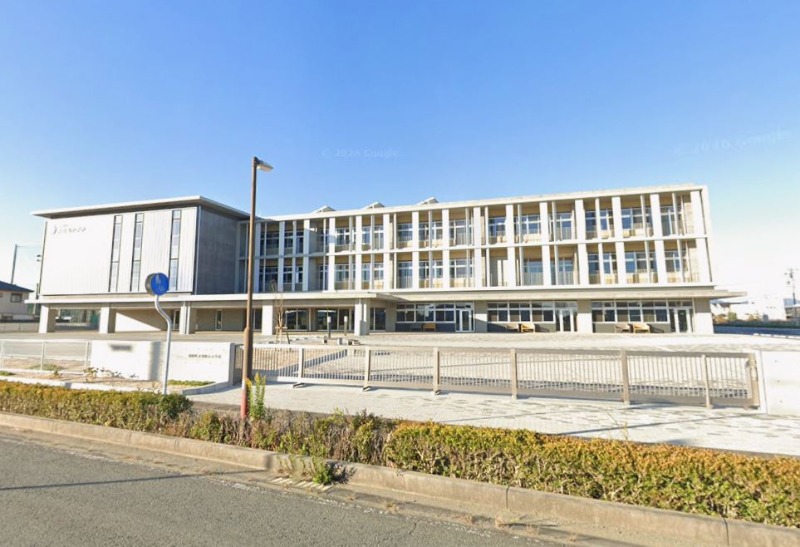 小学校　明和北小学校（小学校）まで1242m
