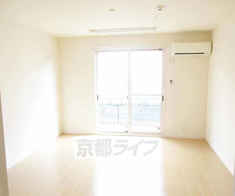 居室・リビング　明るいお部屋です！