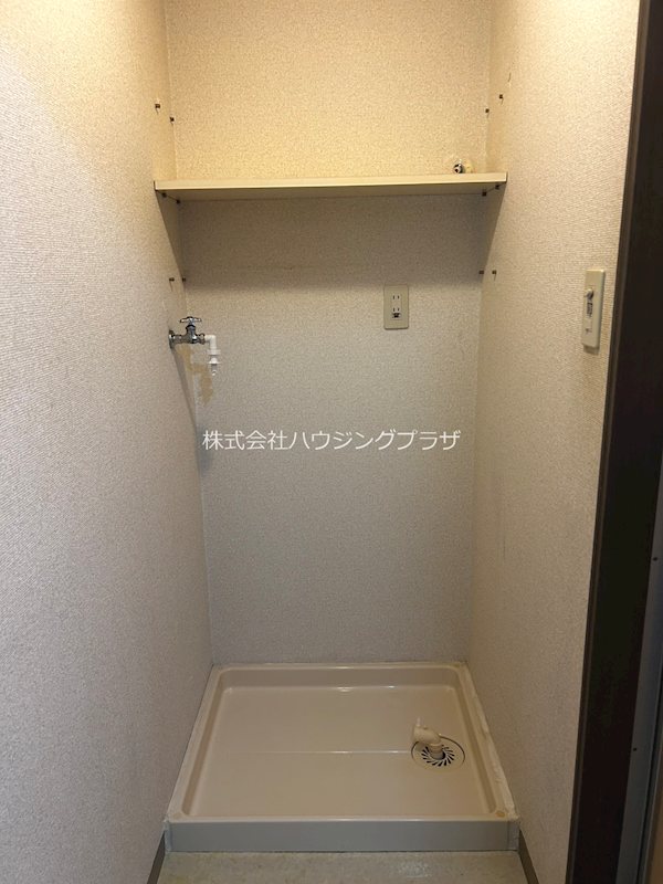 洗面設備　室内洗濯機置場