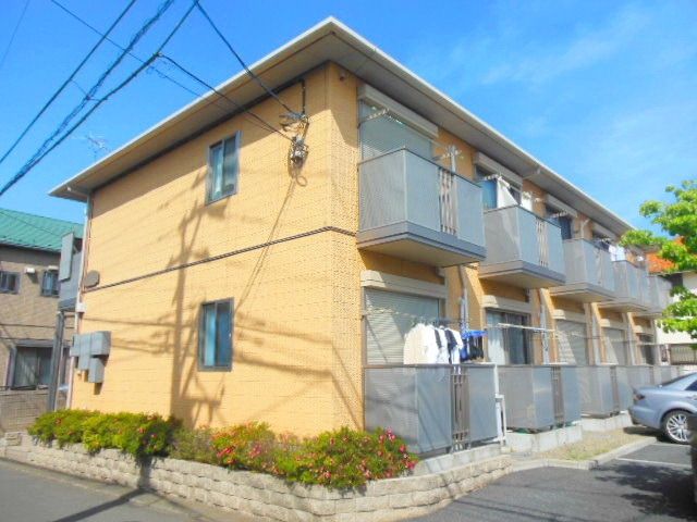 建物外観　★キレイな建物で陽当たりも良くて気持ちも明るくなりますね★