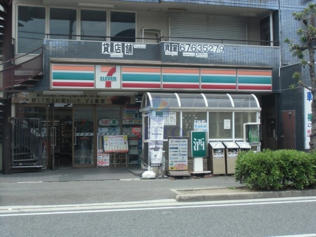 コンビニ　セブンイレブン豊中豊南西店（コンビニ）まで71m