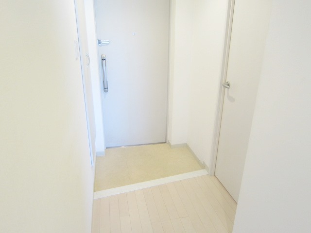 玄関　別号室の参考写真です。