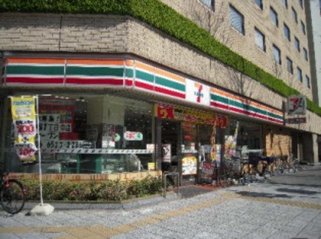 コンビニ　セブンイレブン大阪立売堀1丁目店（コンビニ）まで112m