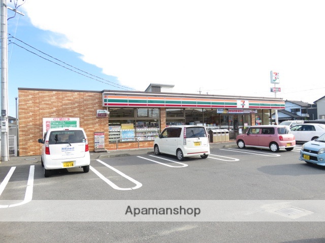 コンビニ　セブンイレブン（コンビニ）まで396m
