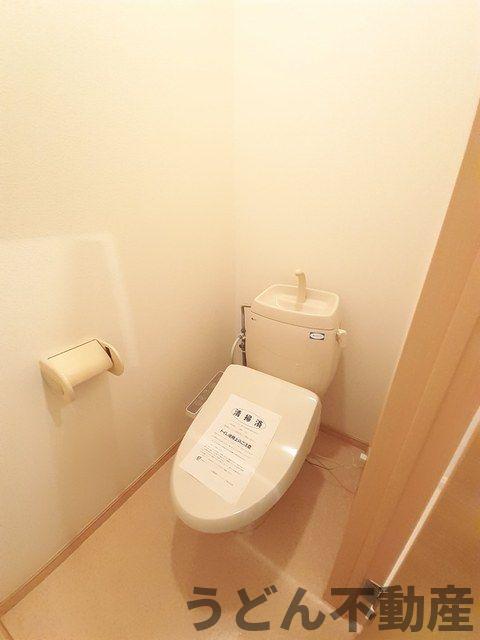 トイレ　うどん県のお部屋探しはうどん不動産へ うどんちゃんとLINE