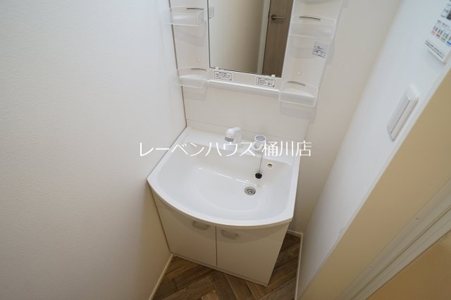 洗面設備　レーベンハウス桶川店へ　048-787-5511