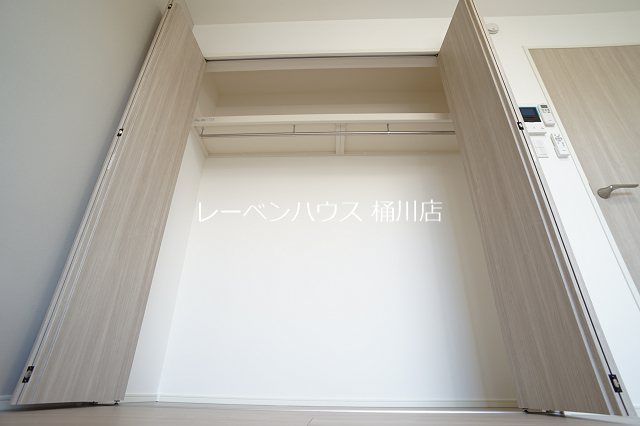 収納　レーベンハウス桶川店へ　048-787-5511