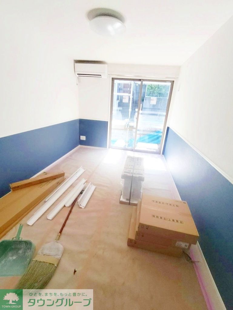 居室・リビング　建築中