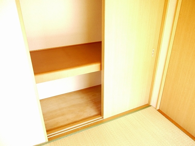 収納　たっぷりとした収納スペースです