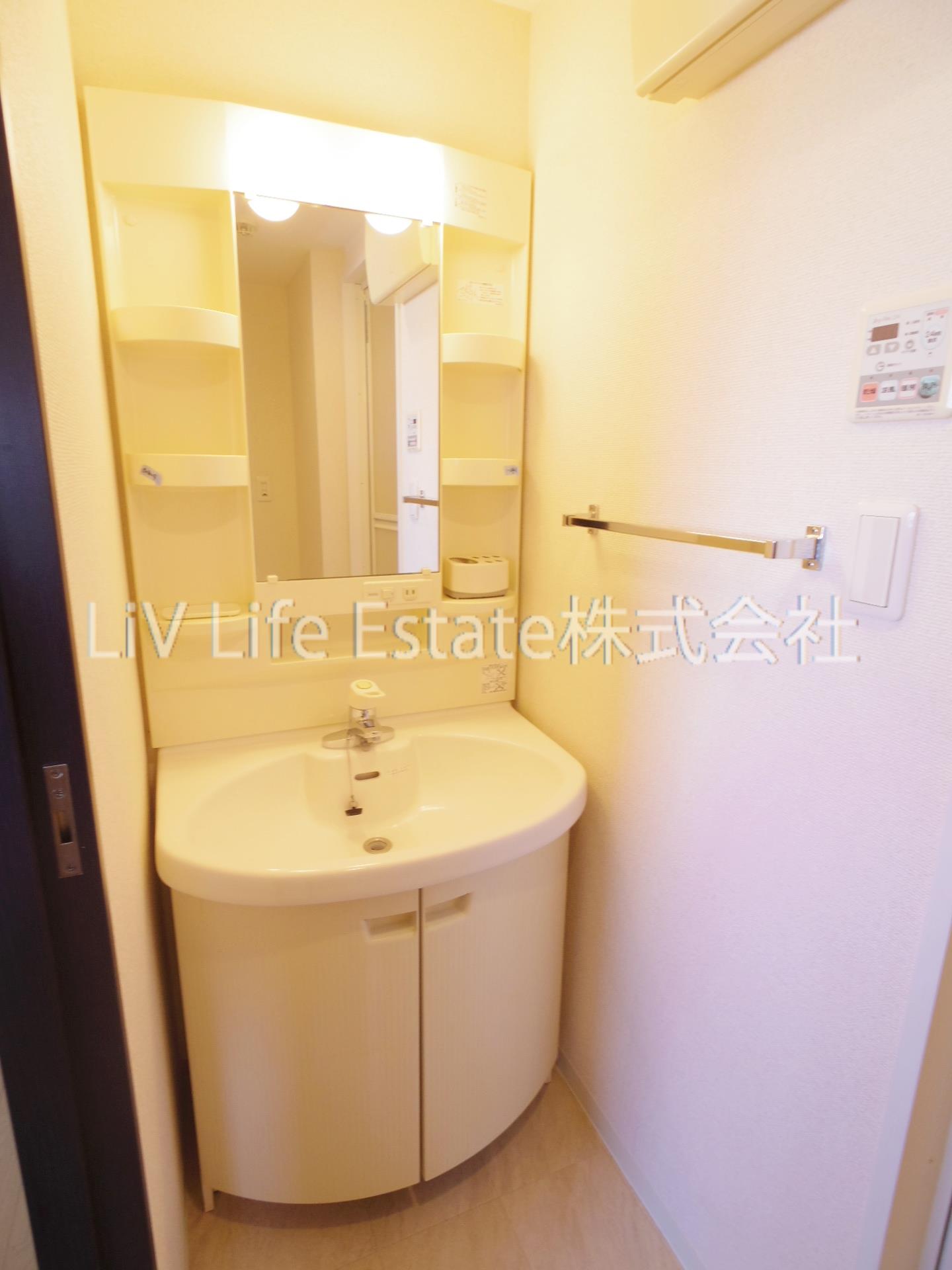 洗面設備　同仕様写真