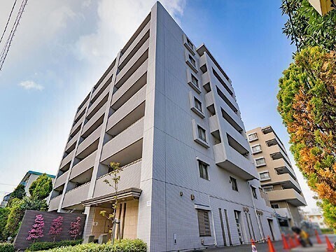 建物外観　外観タイル張りです
