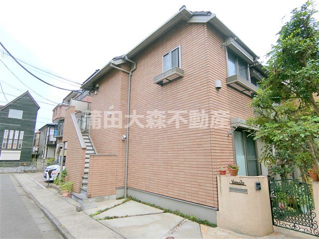 建物外観　2008年1月築　木造地上2階建ての賃貸アパート！ 東京都大