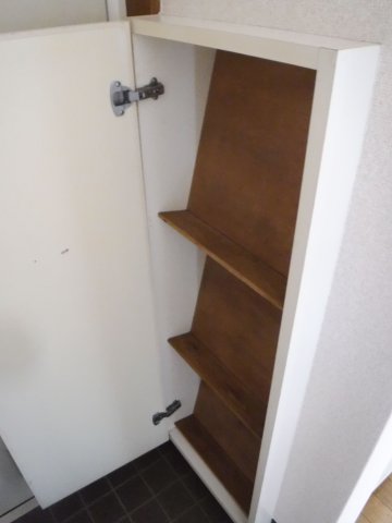 玄関　他のお部屋の参考写真となります。