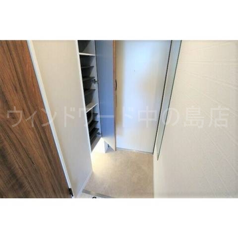玄関　詳細は、ウィンドワード中の島店までご相談下さい。