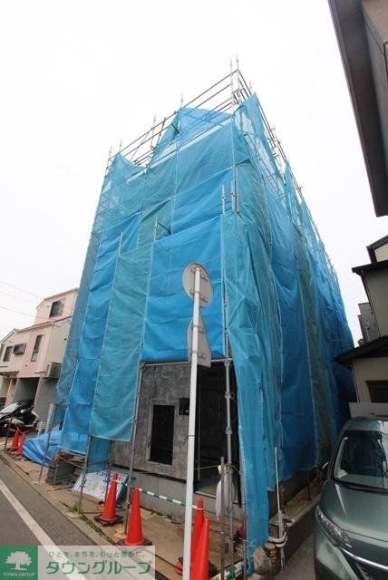 建物外観　駐車場